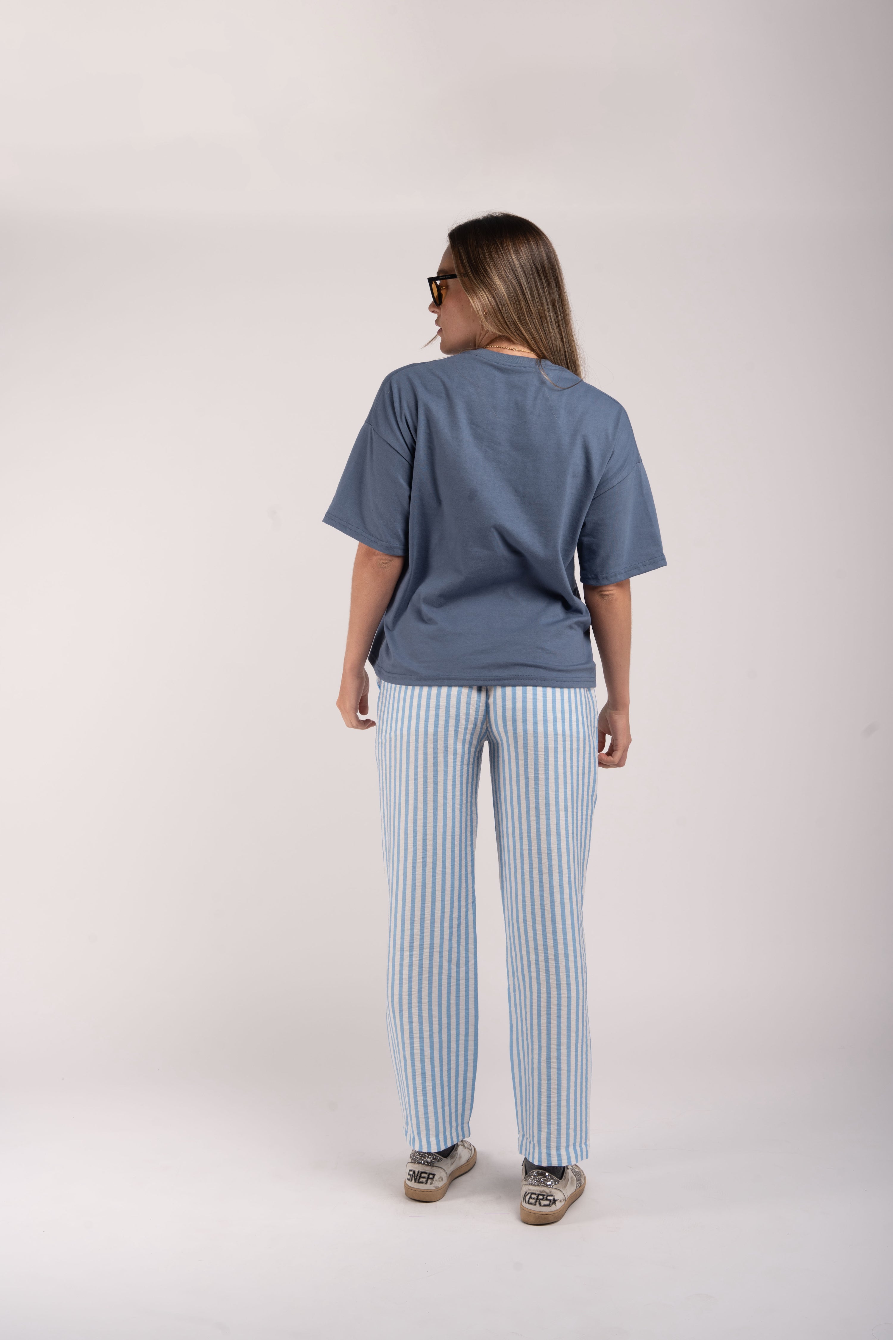 Peach Graphic Tee – Blue "Carpe Diem" Edition (Unisex)