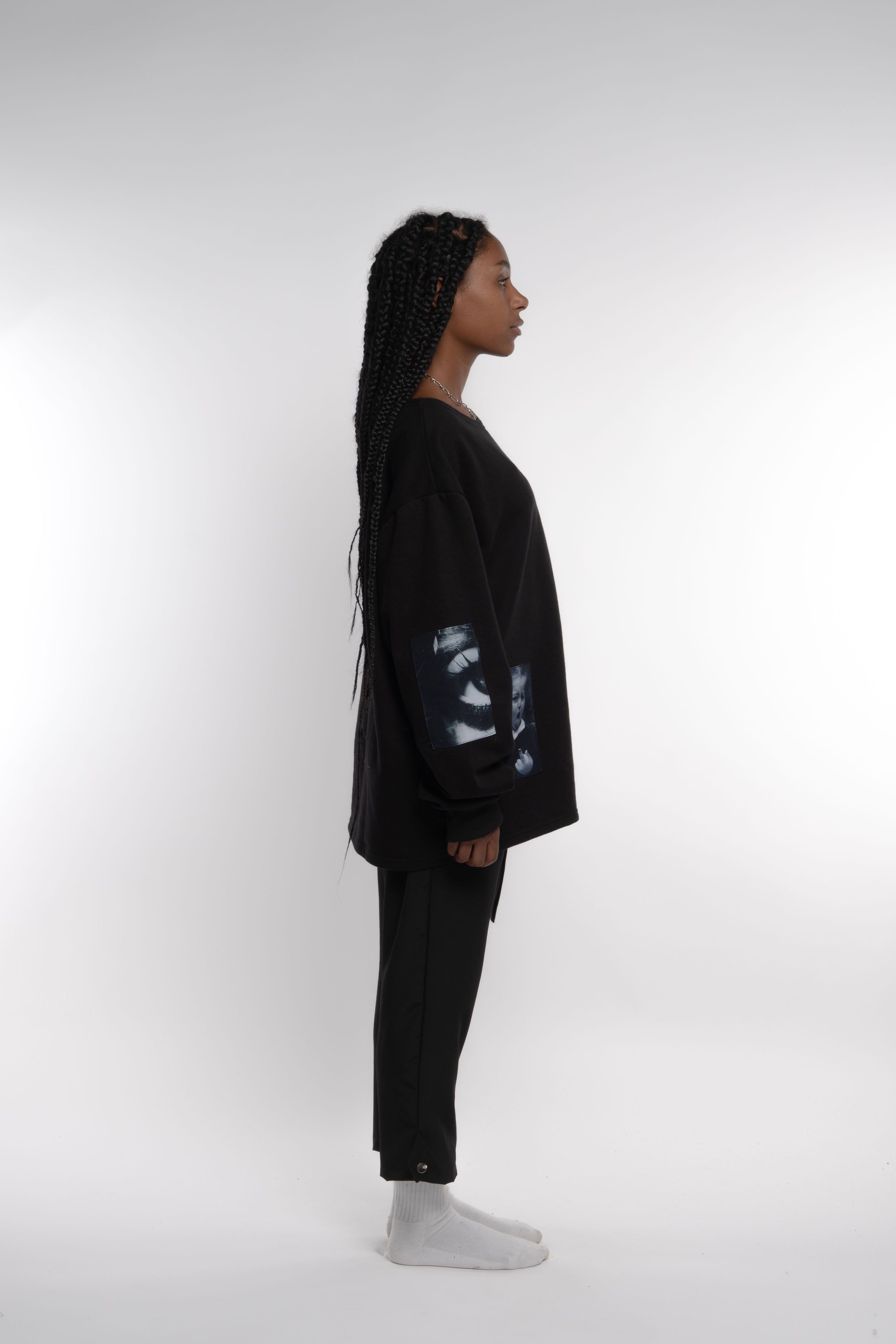 Sudadera negra Hella