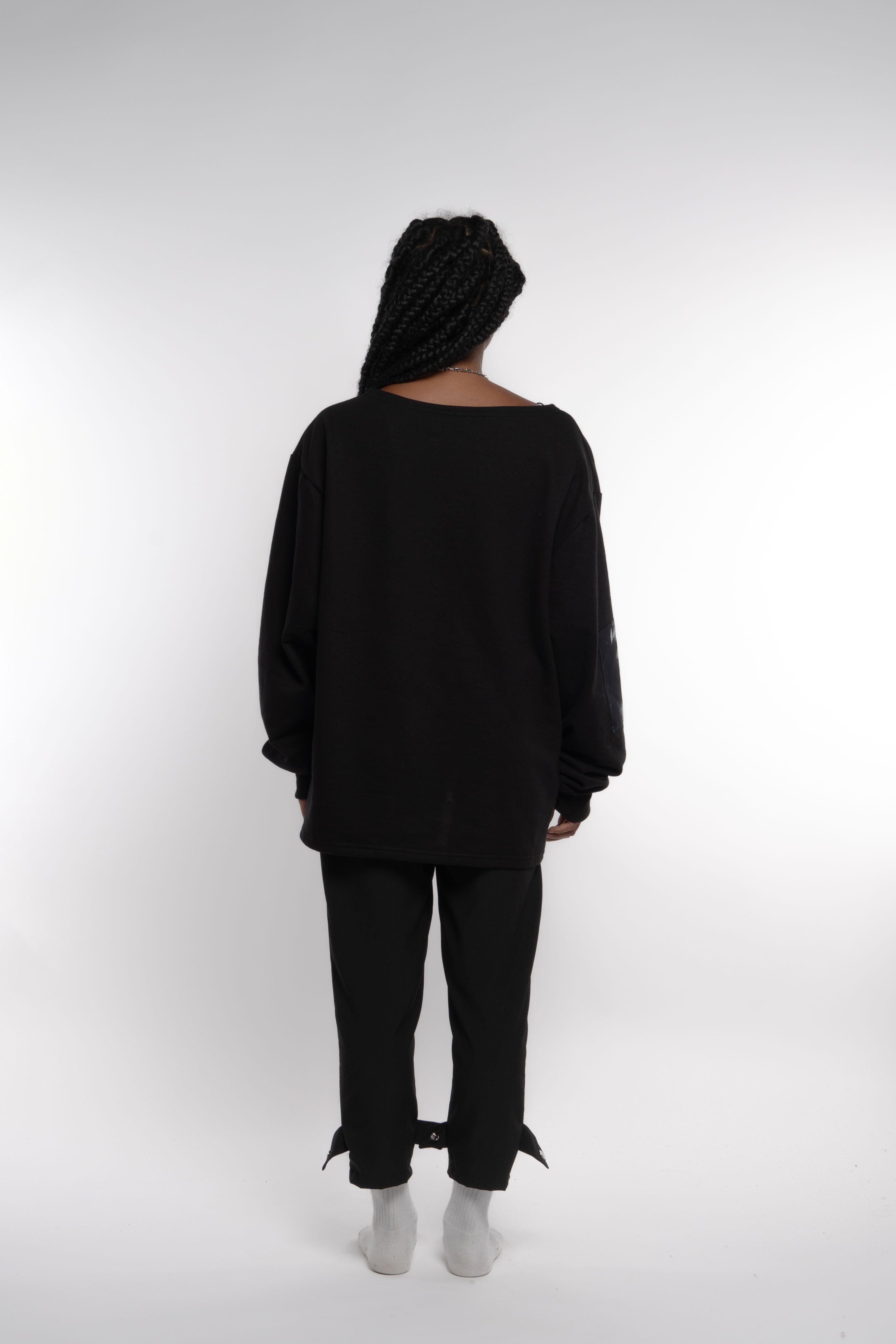 Sudadera negra Hella