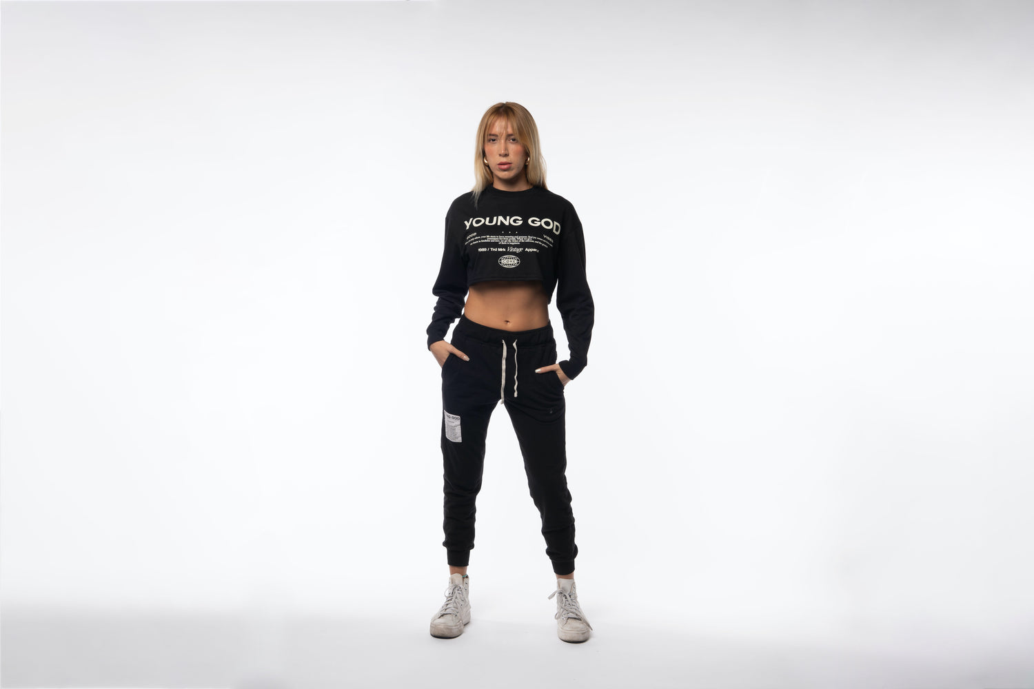 Playera estilo Crop Negra
