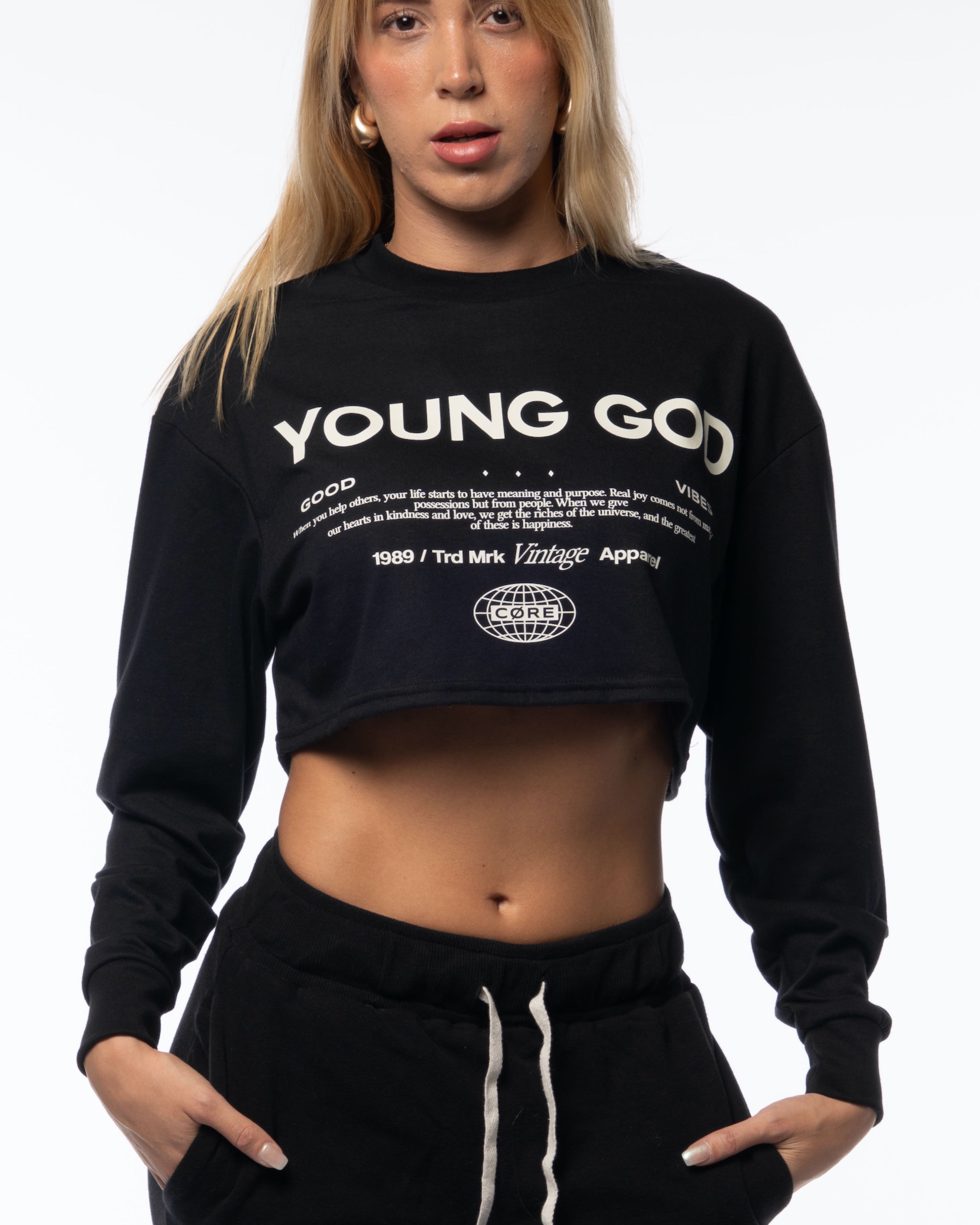 Playera estilo Crop Negra
